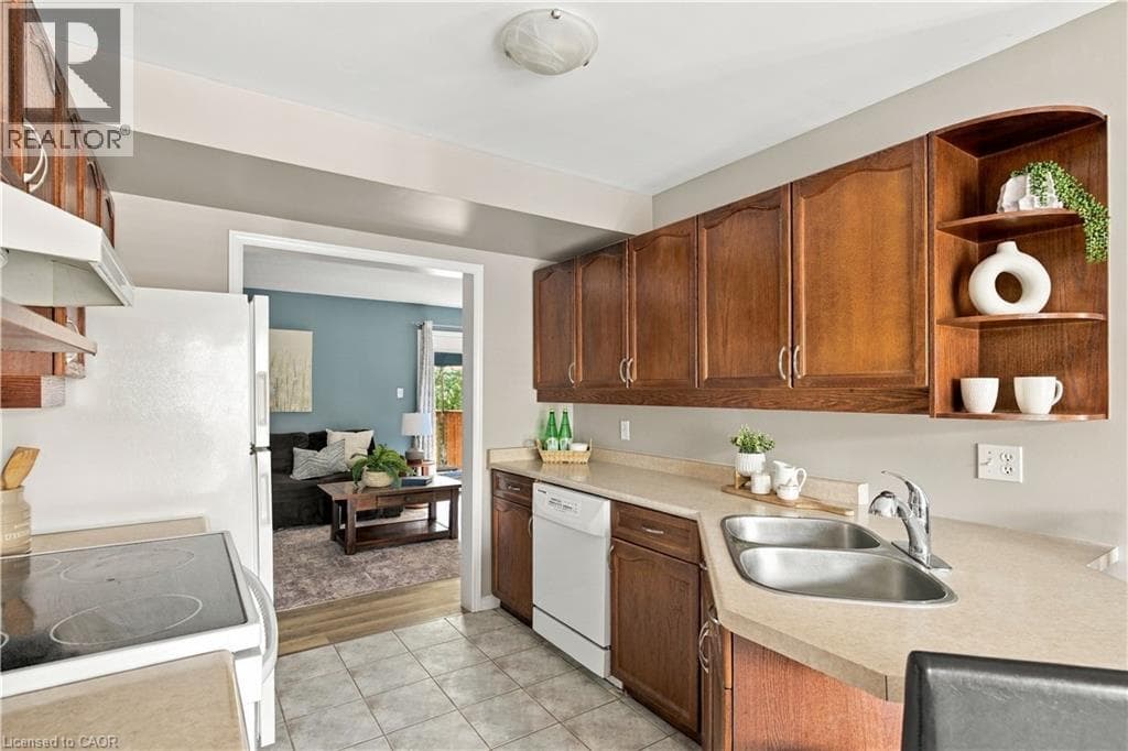 Townhouse for sale at 235 SAGINAW Parkway Unit# 69, Shades Mills, Cambridge, Ontario, photo 8