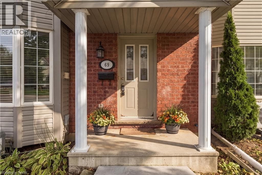 Townhouse for sale at 235 SAGINAW Parkway Unit# 69, Shades Mills, Cambridge, Ontario, photo 3