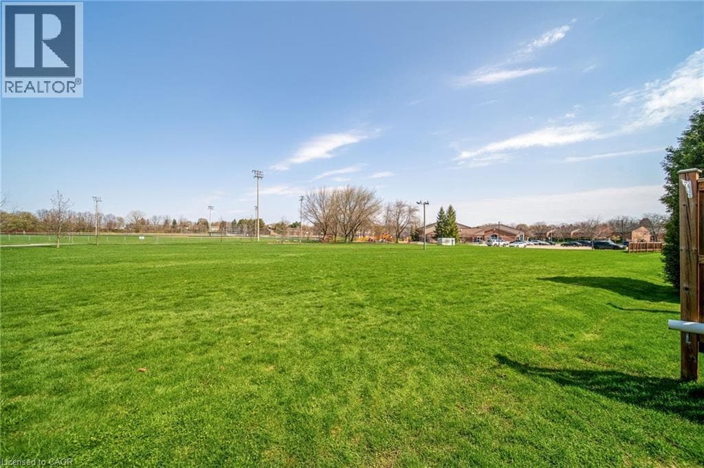 Townhouse for sale at 160 RITTENHOUSE Road Unit# 20, Country Hills West, Kitchener, Ontario, photo 3