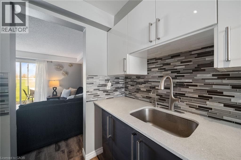 Townhouse for sale at 160 RITTENHOUSE Road Unit# 20, Country Hills West, Kitchener, Ontario, photo 11