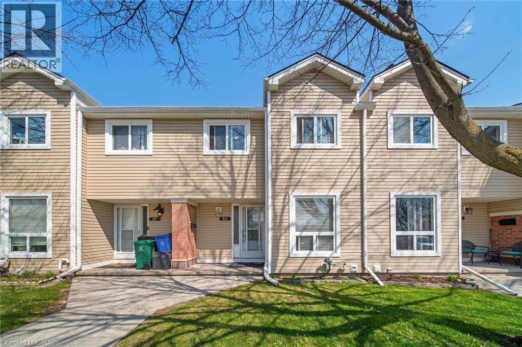 Townhouse for sale at 160 RITTENHOUSE Road Unit# 20, Country Hills West, Kitchener, Ontario, photo 2