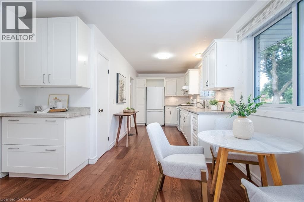 Detached for sale at 6 STRATHCONA Crescent, Heritage Park, Kitchener, Ontario, photo 12