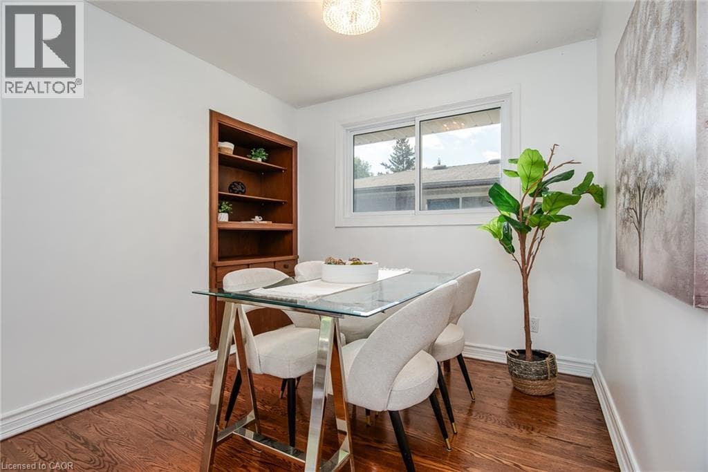 Detached for sale at 6 STRATHCONA Crescent, Heritage Park, Kitchener, Ontario, photo 16
