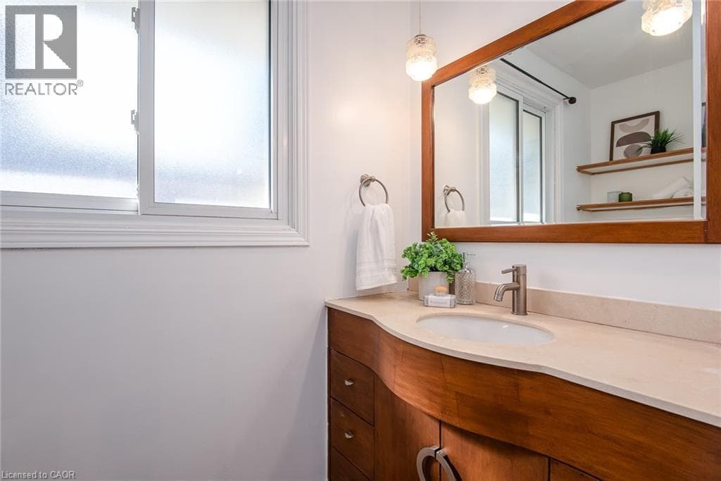 Detached for sale at 6 STRATHCONA Crescent, Heritage Park, Kitchener, Ontario, photo 23