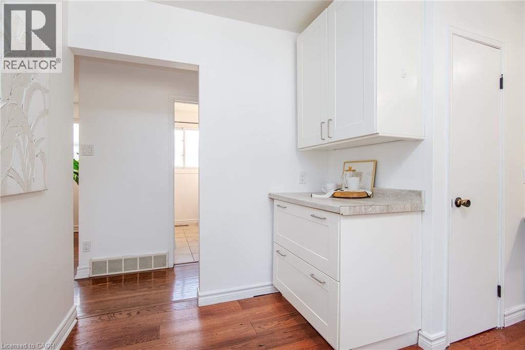Detached for sale at 6 STRATHCONA Crescent, Heritage Park, Kitchener, Ontario, photo 14