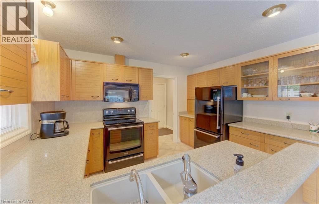 Detached for sale at 298 ROXTON Drive, Rummelhardt, Waterloo, Ontario, photo 15