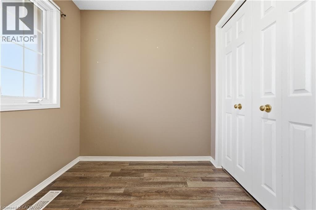 Townhouse for sale at 541 WILD IRIS Avenue, Laurel Creek, Waterloo, Ontario, photo 7