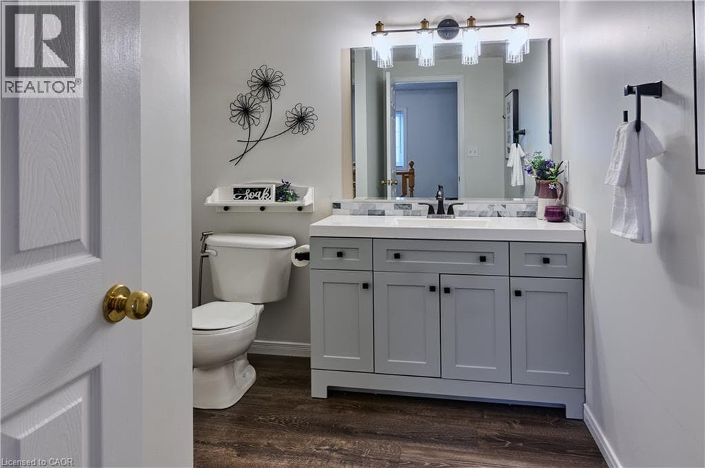 Townhouse for sale at 212 RED CLOVER Court, Laurentian West, Kitchener, Ontario, photo 23