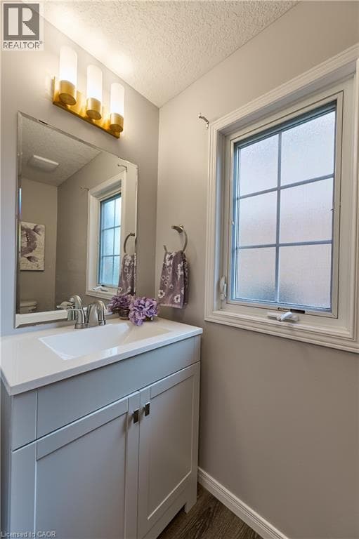 Townhouse for sale at 212 RED CLOVER Court, Laurentian West, Kitchener, Ontario, photo 6