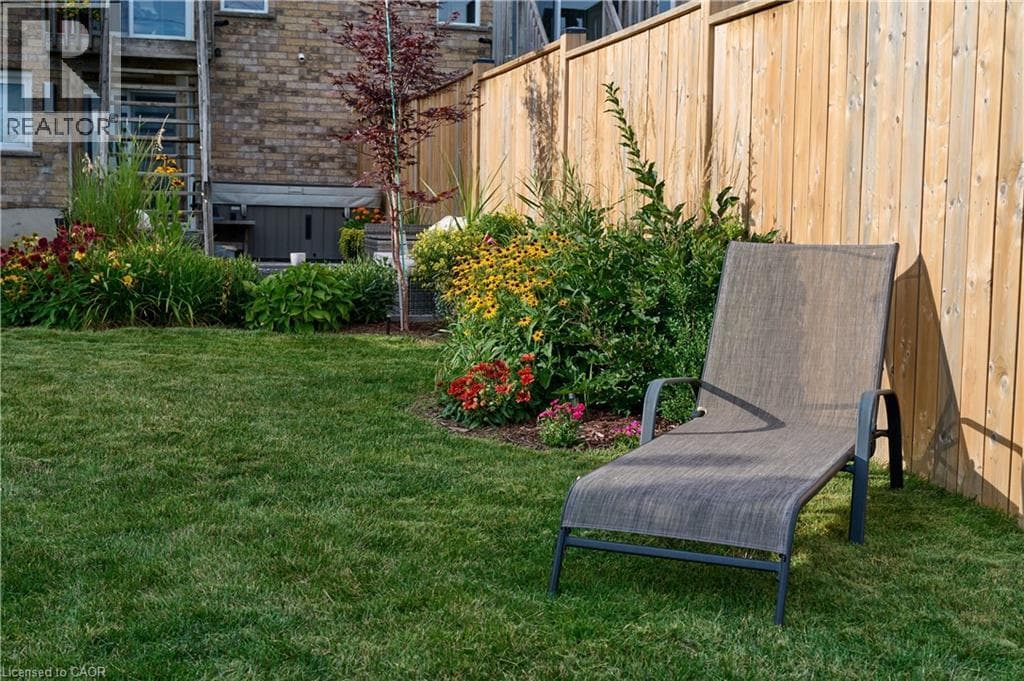 Townhouse for sale at 212 RED CLOVER Court, Laurentian West, Kitchener, Ontario, photo 38