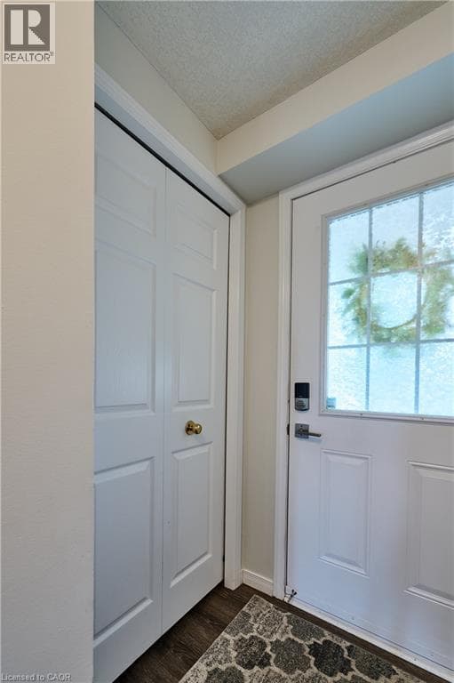 Townhouse for sale at 212 RED CLOVER Court, Laurentian West, Kitchener, Ontario, photo 4