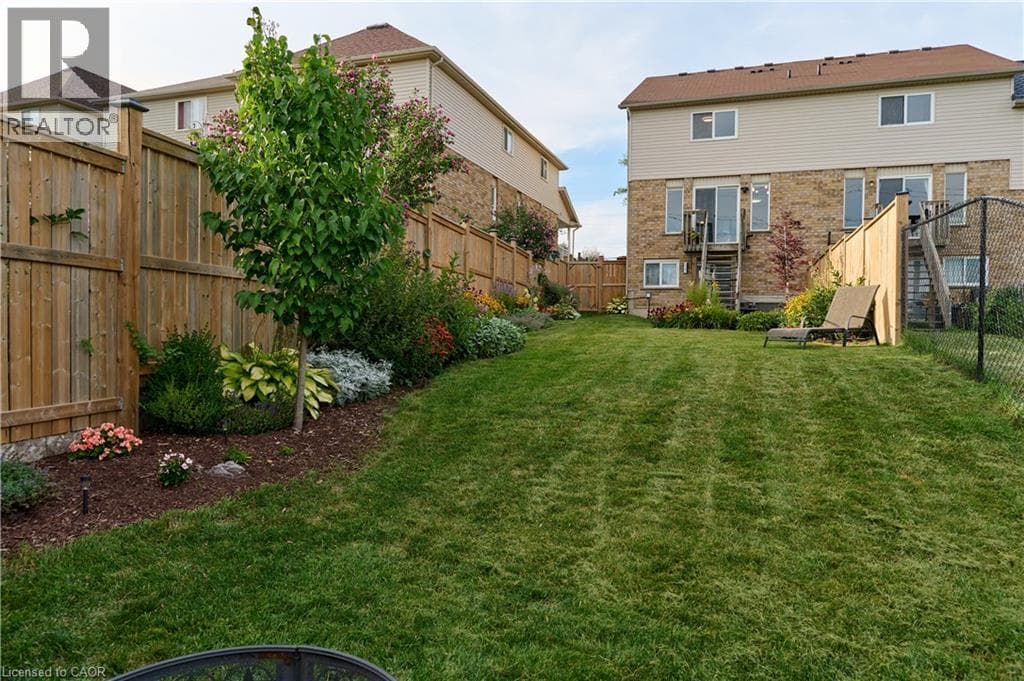 Townhouse for sale at 212 RED CLOVER Court, Laurentian West, Kitchener, Ontario, photo 39