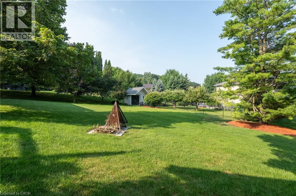 Detached for sale at 15 MARQUETTE Drive, Pioneer Tower West, Kitchener, Ontario, photo 12