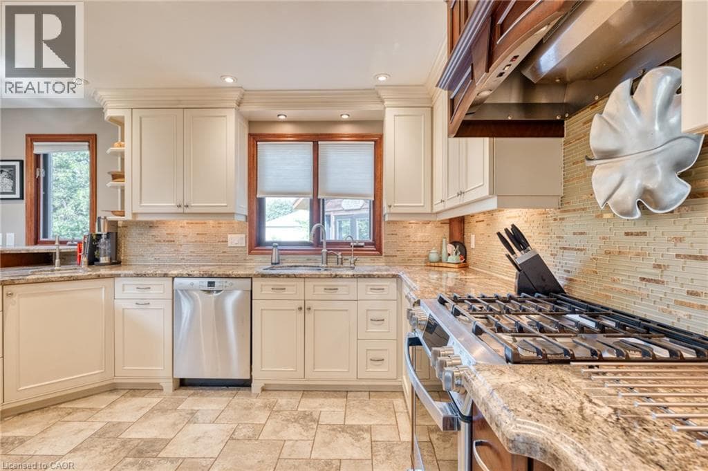 Detached for sale at 15 MARQUETTE Drive, Pioneer Tower West, Kitchener, Ontario, photo 25