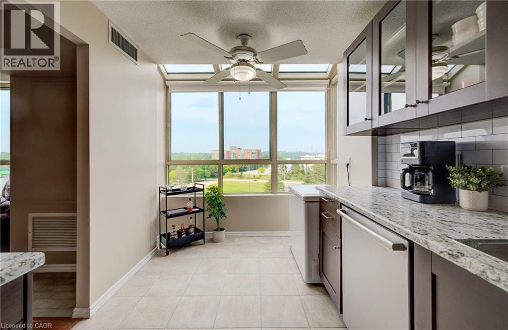Apartment for sale at 30 BLUE SPRINGS Drive Unit# PH14, Lincoln Heights, Waterloo, Ontario, photo 12
