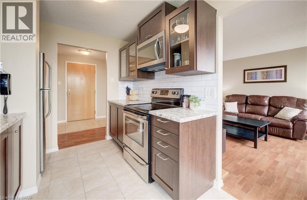 Apartment for sale at 30 BLUE SPRINGS Drive Unit# PH14, Lincoln Heights, Waterloo, Ontario, photo 18