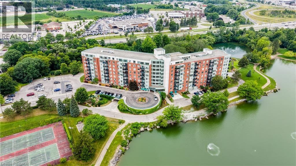 Apartment for sale at 30 BLUE SPRINGS Drive Unit# PH14, Lincoln Heights, Waterloo, Ontario, photo 3