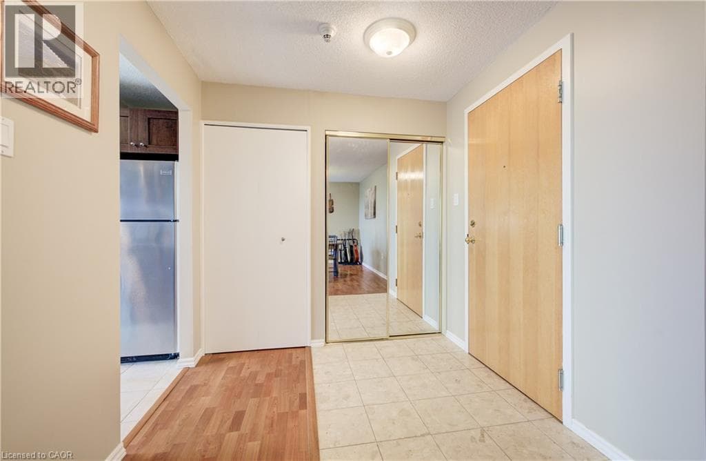 Apartment for sale at 30 BLUE SPRINGS Drive Unit# PH14, Lincoln Heights, Waterloo, Ontario, photo 5
