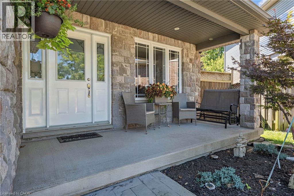 Detached for sale at 125 LANGLAW Drive, Southview, Cambridge, Ontario, photo 2