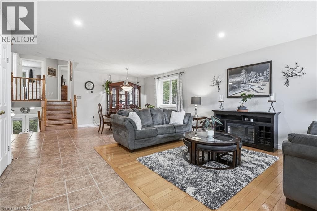 Detached for sale at 125 LANGLAW Drive, Southview, Cambridge, Ontario, photo 6