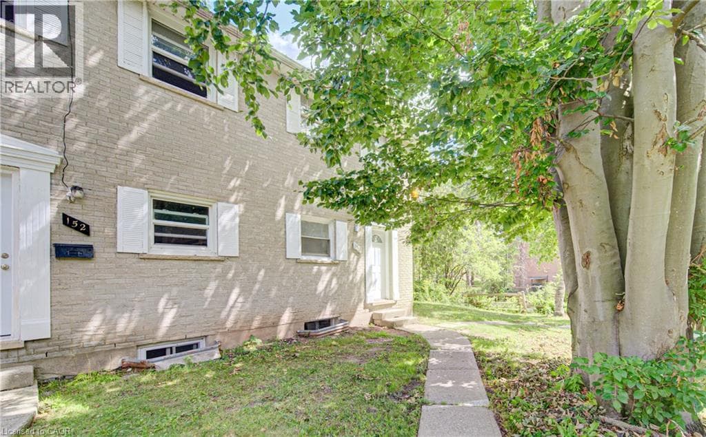 Townhouse for sale at 150 WESTCOURT Place, Uptown West, Waterloo, Ontario, photo 3