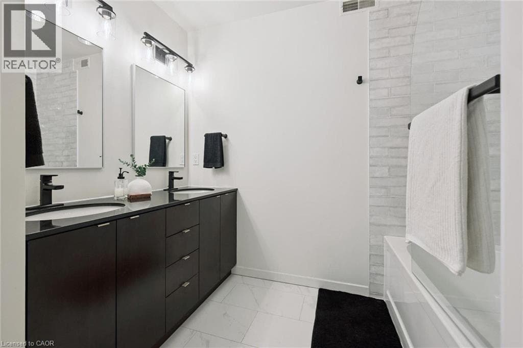Townhouse for sale at 85 SPRUCE Street Unit# 103, Lincoln Oaks, Cambridge, Ontario, photo 15