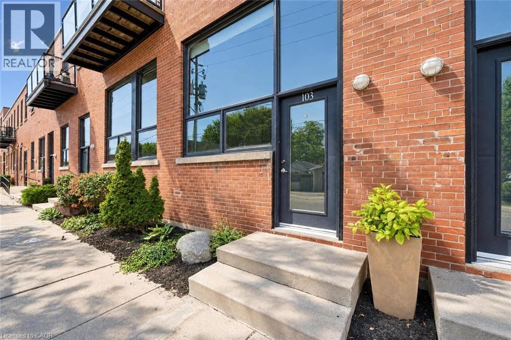 Townhouse for sale at 85 SPRUCE Street Unit# 103, Lincoln Oaks, Cambridge, Ontario, photo 3