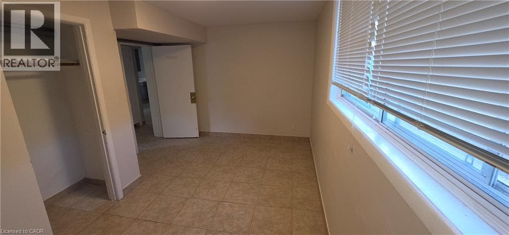 Multi-family for sale at 18 HIGH Street, Sugarbush Park, Waterloo, Ontario, photo 7