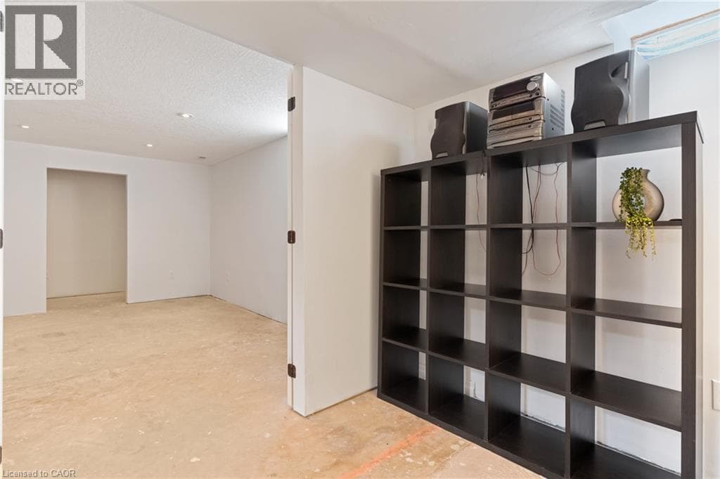 Detached for sale at 63 CEDARHILL Crescent, Country Hills, Kitchener, Ontario, photo 32