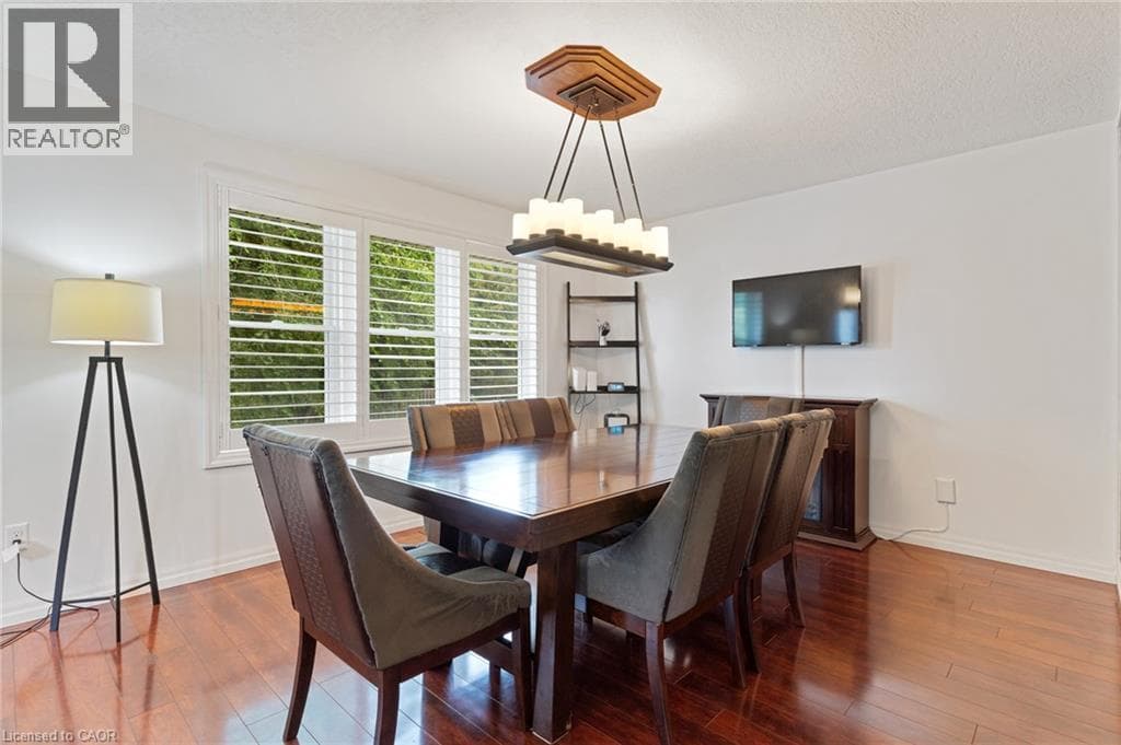 Detached for sale at 63 CEDARHILL Crescent, Country Hills, Kitchener, Ontario, photo 4