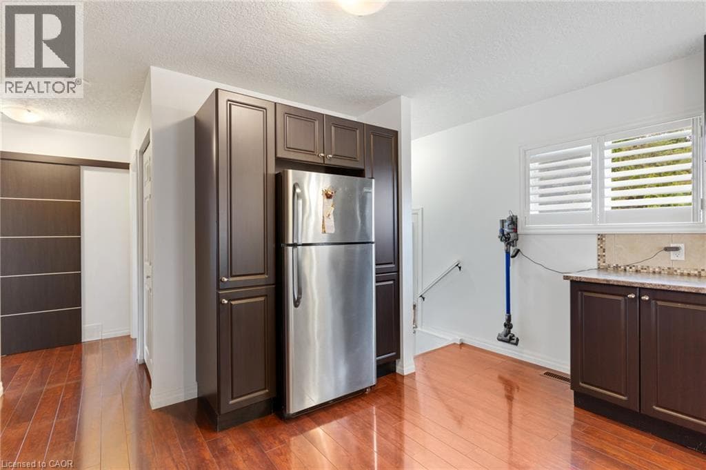 Detached for sale at 63 CEDARHILL Crescent, Country Hills, Kitchener, Ontario, photo 12