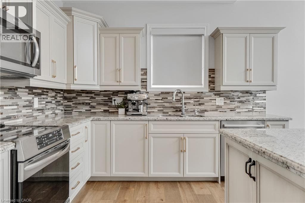 Detached for sale at 83 FRANKFURT Street, Huron Park, Kitchener, Ontario, photo 10