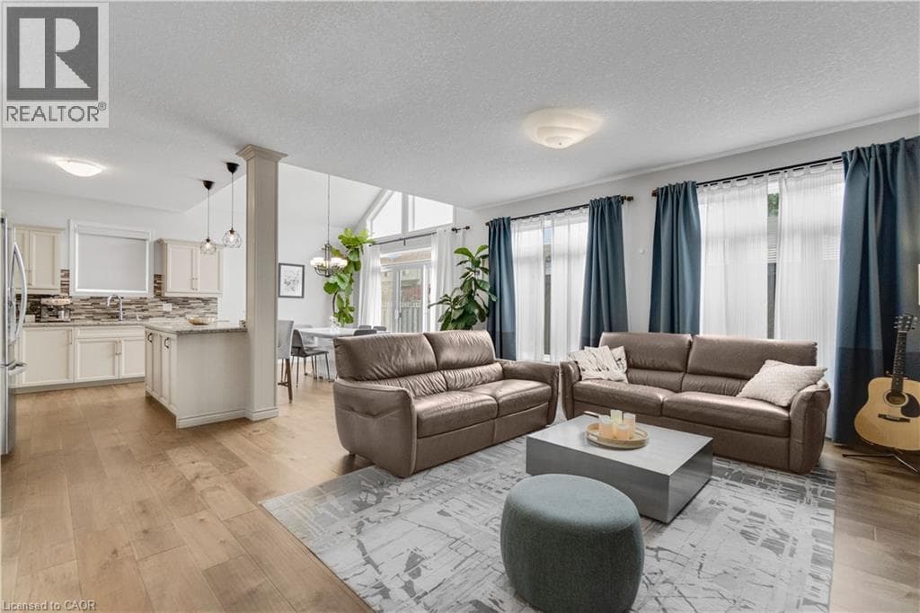 Detached for sale at 83 FRANKFURT Street, Huron Park, Kitchener, Ontario, photo 5