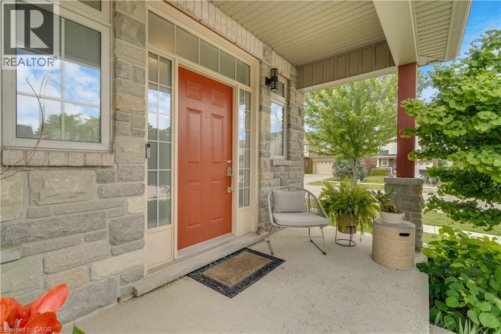 Detached for sale at 83 FRANKFURT Street, Huron Park, Kitchener, Ontario, photo 3