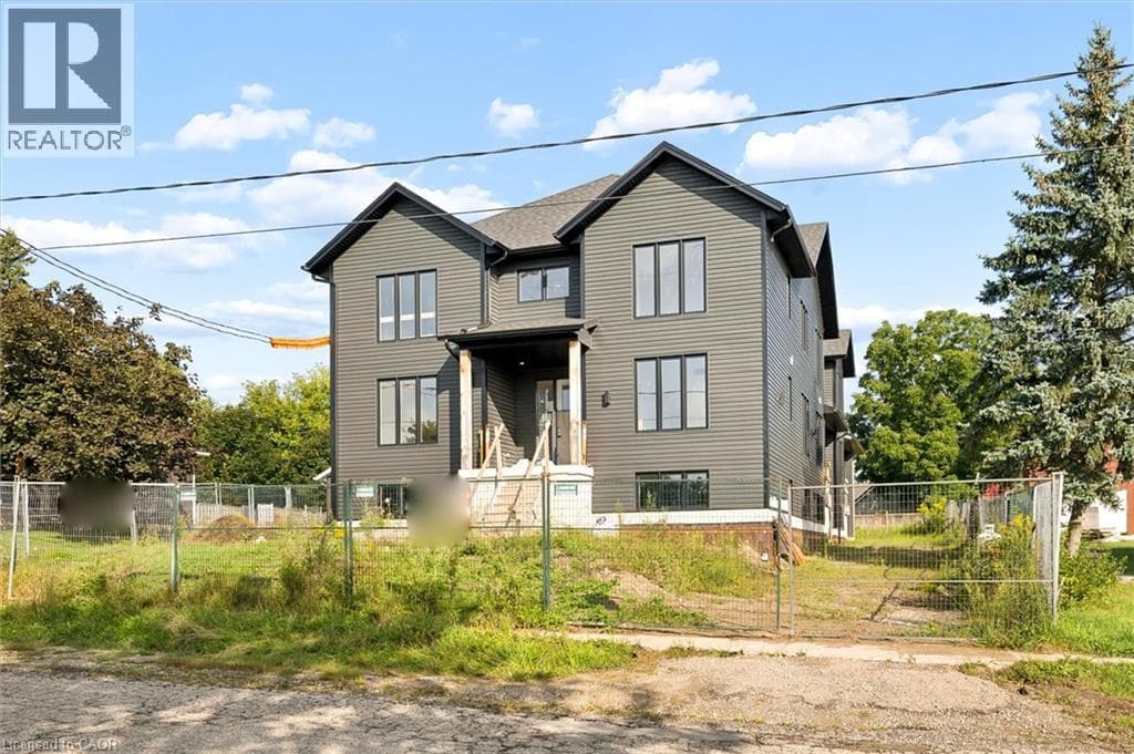 Multi-family for sale at 138 CHARLOTTA Street, Baden, Wilmot, Ontario, photo 2
