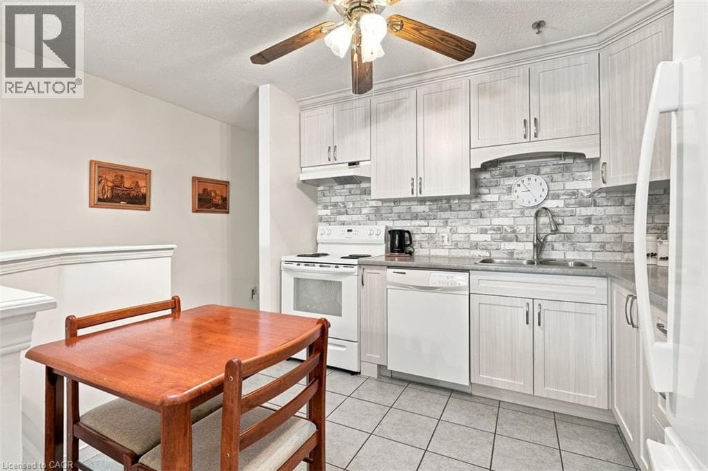 Apartment for sale at 1009 QUEENSTON Road Unit# 217, Central Park, Cambridge, Ontario, photo 9