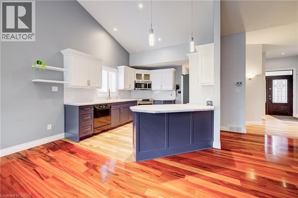 Detached for sale at 11 SUN VALLEY Drive, Wilmot, Ontario, photo 8