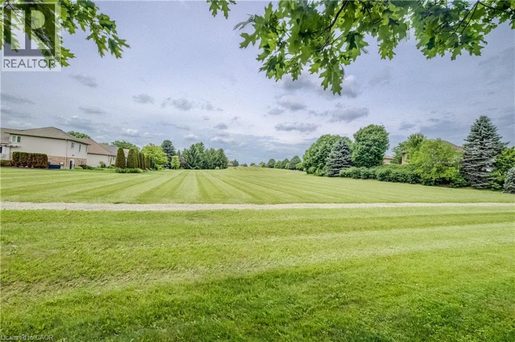 Detached for sale at 11 SUN VALLEY Drive, Wilmot, Ontario, photo 35