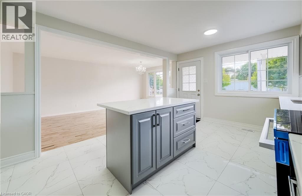 Detached for sale at 176 SAMUELSON Street, Elgin Park, Cambridge, Ontario, photo 11