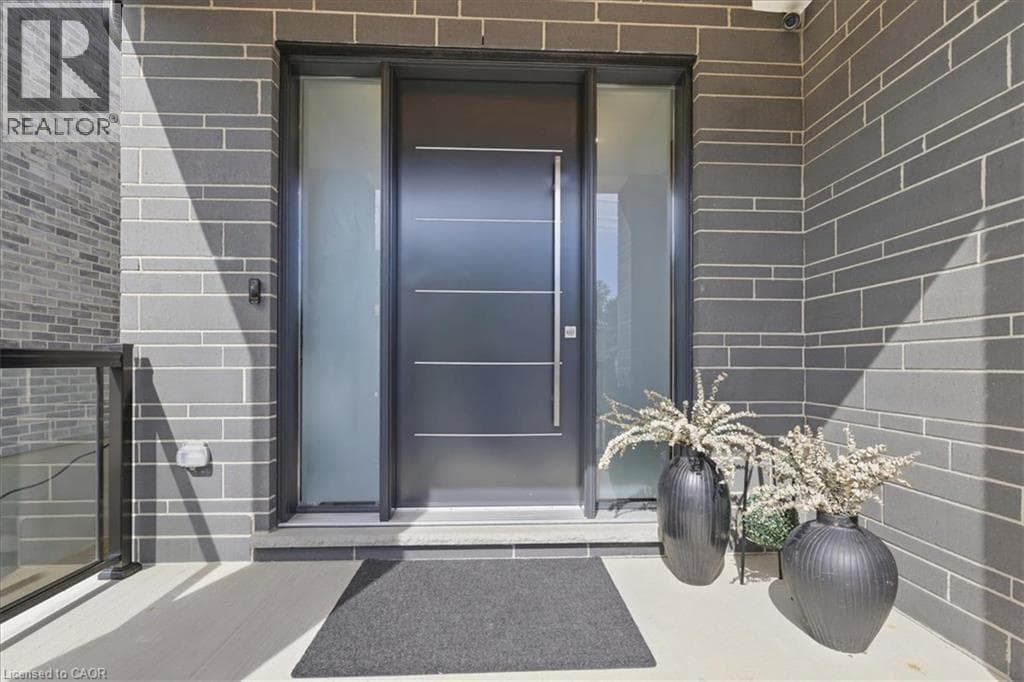 Detached for sale at 320 OTTERBEIN Road, Grand River North, Kitchener, Ontario, photo 2