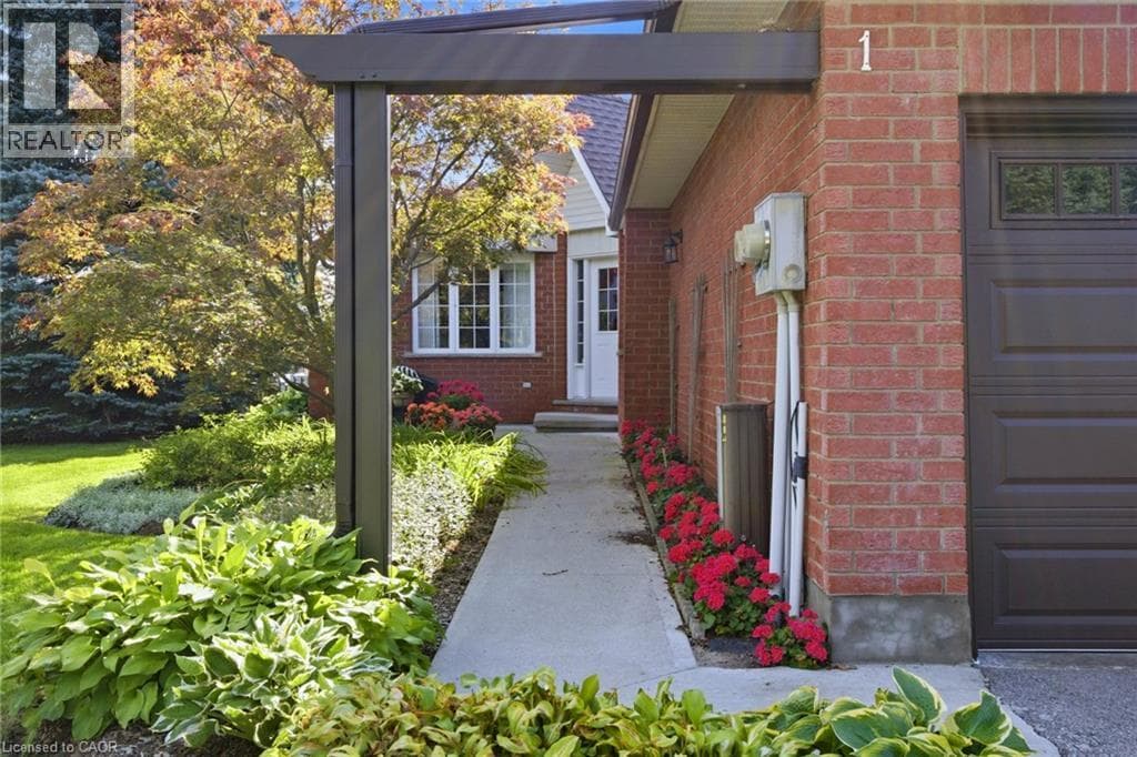 Townhouse for sale at 10 ISHERWOOD Avenue Unit# 1, Riverview, Cambridge, Ontario, photo 3
