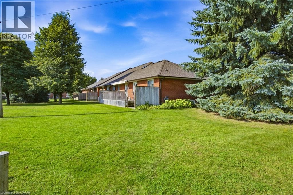 Townhouse for sale at 10 ISHERWOOD Avenue Unit# 1, Riverview, Cambridge, Ontario, photo 33