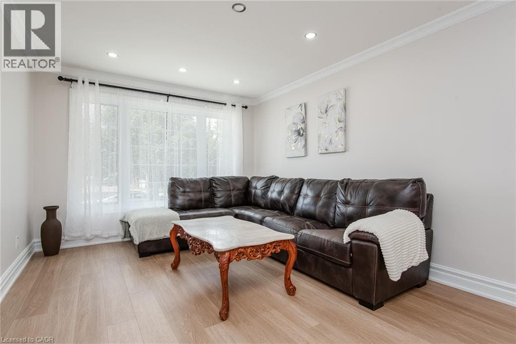 Detached for sale at 112 MICHENER Crescent, Idlewood, Kitchener, Ontario, photo 9