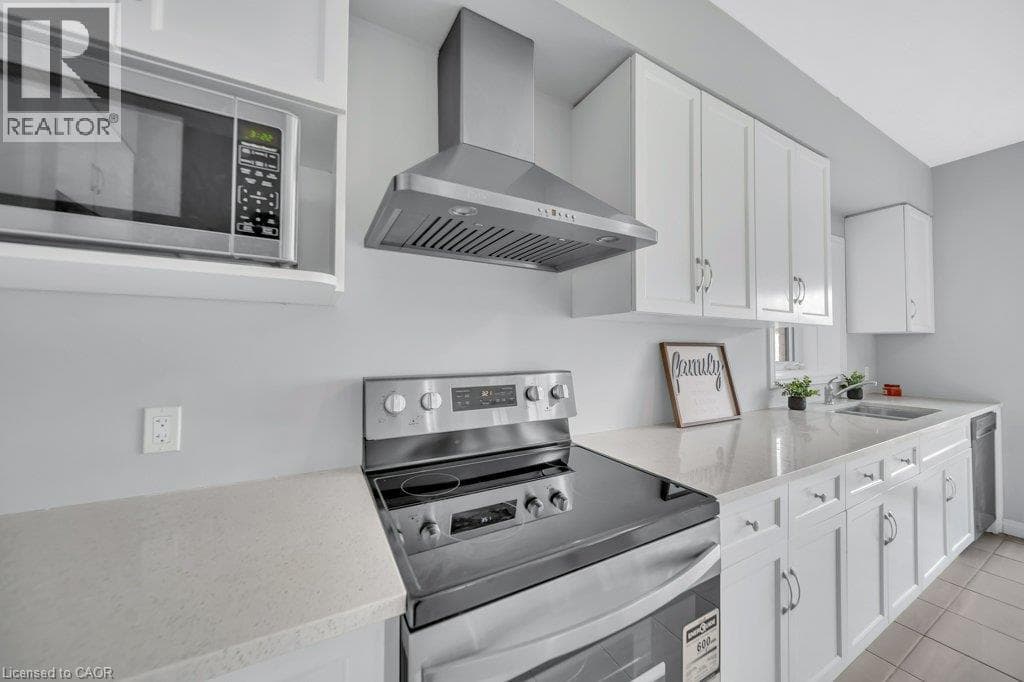 Detached for sale at 43 SUGAR Trail, Huron Park, Kitchener, Ontario, photo 16
