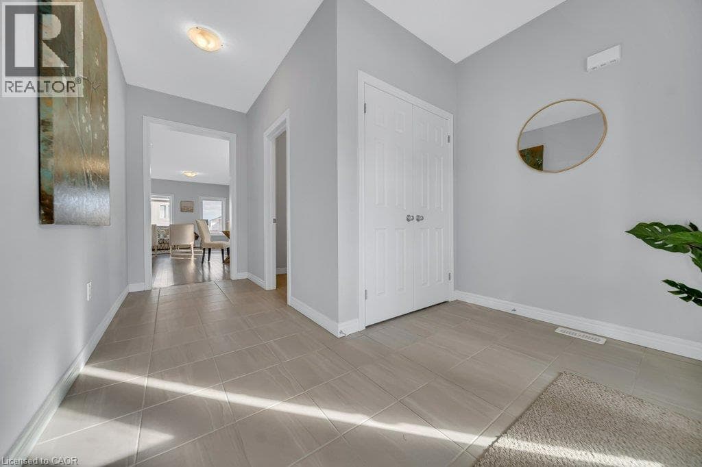 Detached for sale at 43 SUGAR Trail, Huron Park, Kitchener, Ontario, photo 7