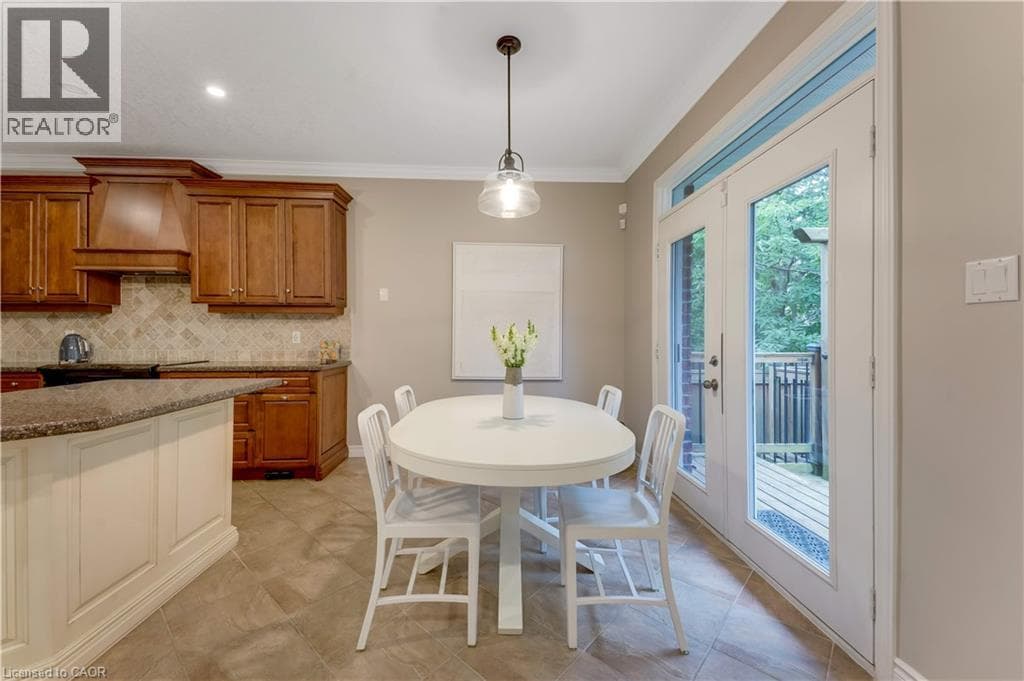Detached for sale at 213 EDGEWATER Crescent, Grand River South, Kitchener, Ontario, photo 13