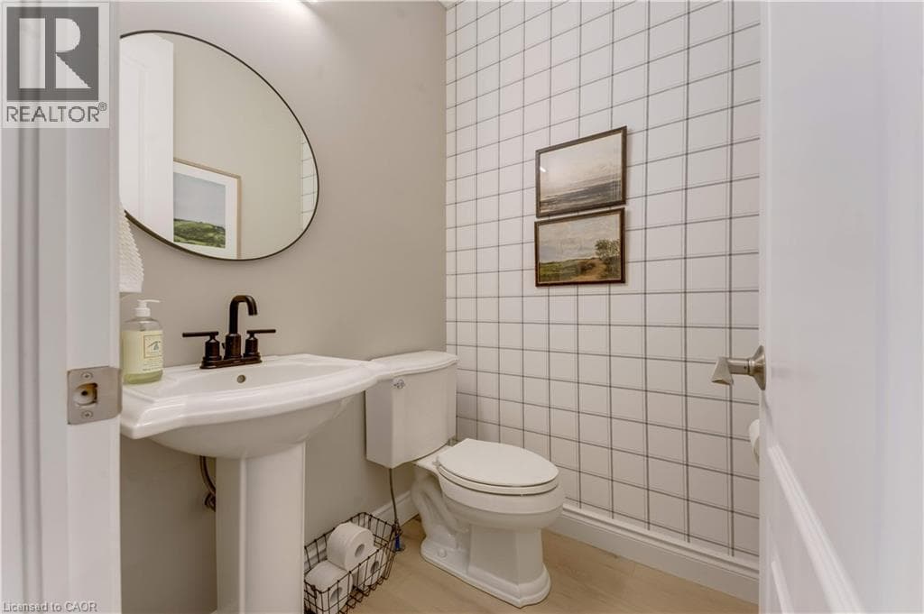 Detached for sale at 213 EDGEWATER Crescent, Grand River South, Kitchener, Ontario, photo 7