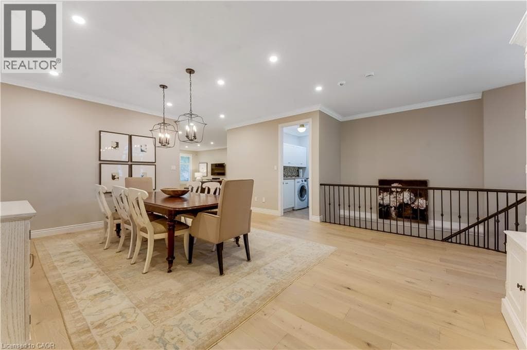 Detached for sale at 213 EDGEWATER Crescent, Grand River South, Kitchener, Ontario, photo 8