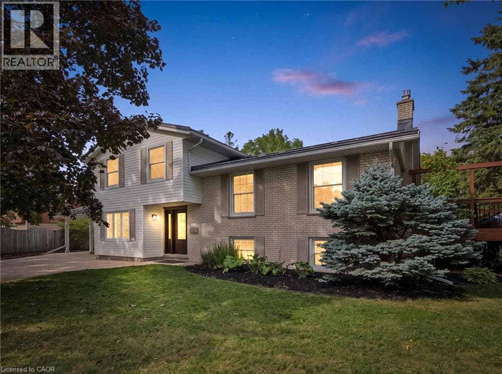Detached for sale at 58 BRADLEY Drive, Stanley Park, Kitchener, Ontario, photo 2