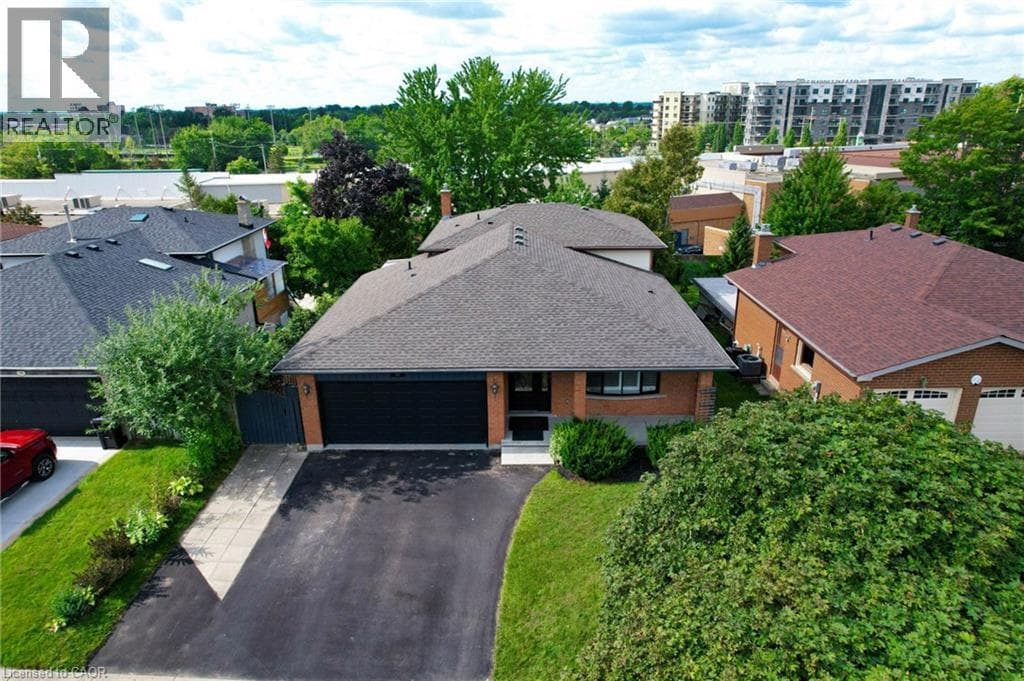 Detached for sale at 60 EBYDALE Drive, Idlewood, Kitchener, Ontario, photo 4